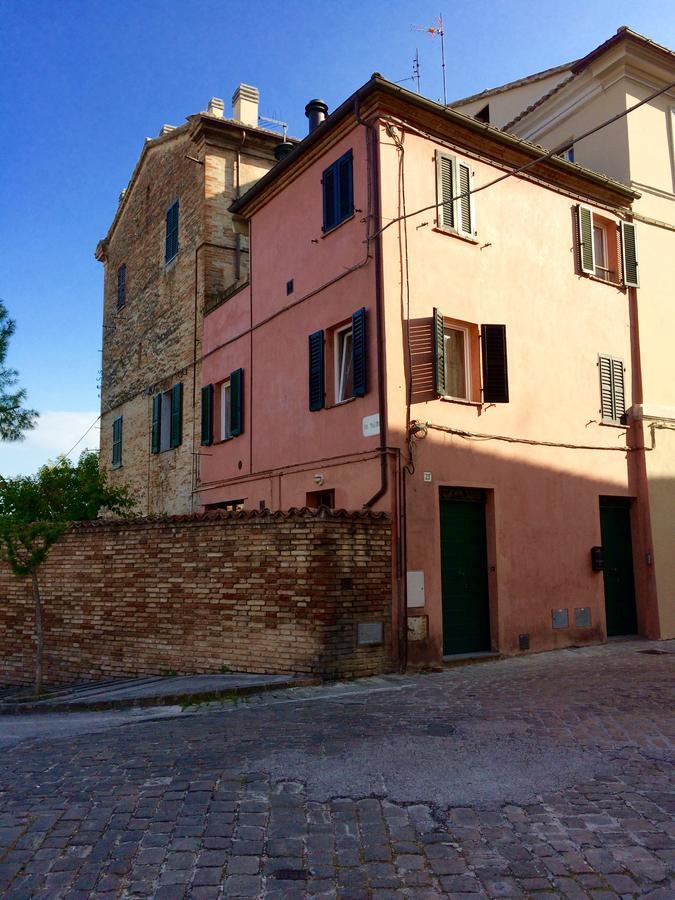 Il Torrione Bed & Breakfast Iesi Luaran gambar